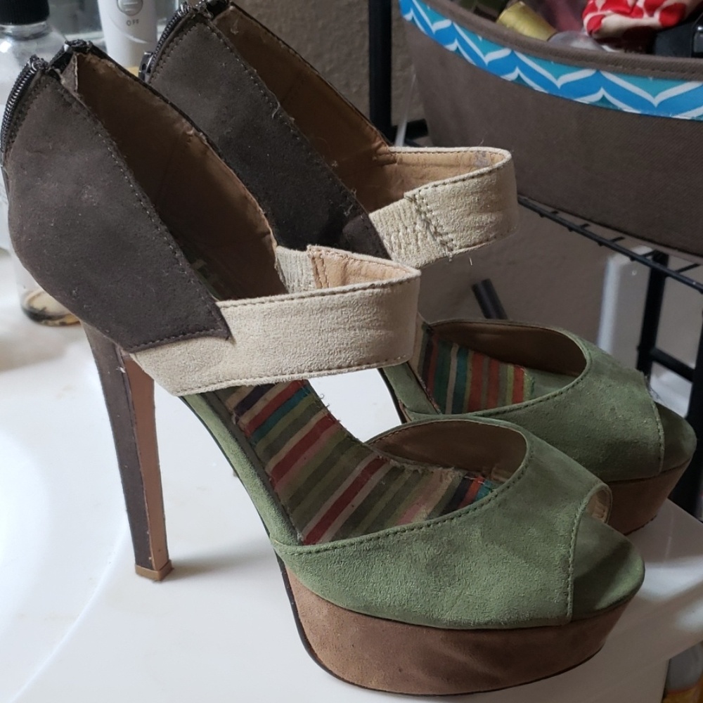 Cute heels